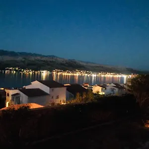 Branko Apartament Pag Town